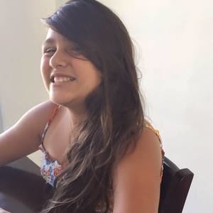 Meet your Posher, Yaima